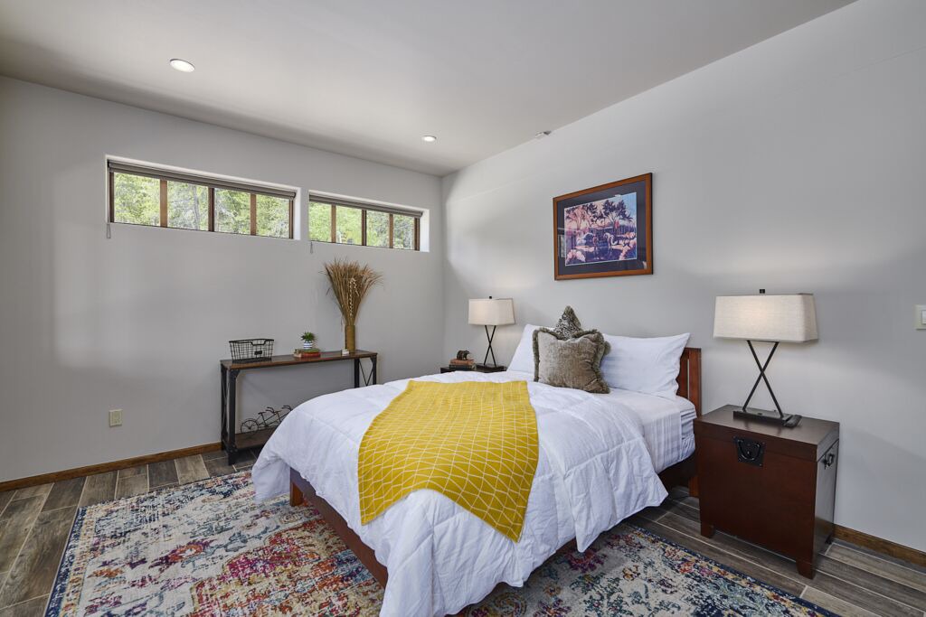 Photo of Bedroom in Black Hawk