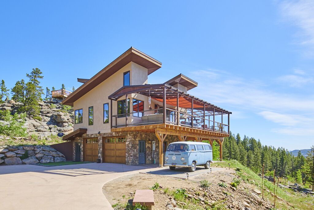 Photo of Outdoor in Black Hawk