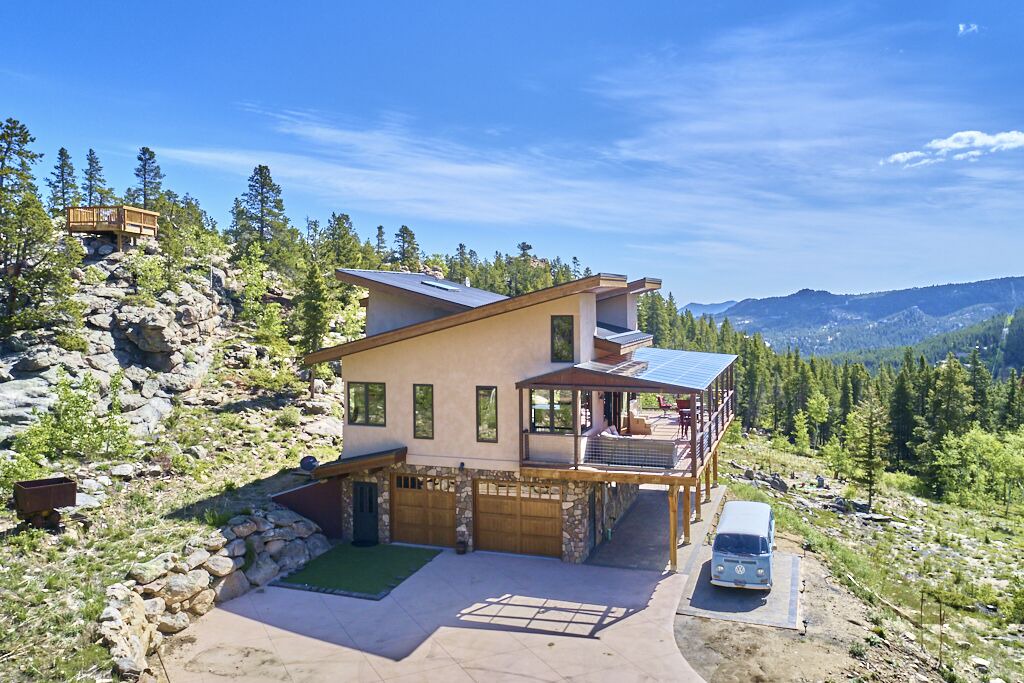 Photo of Outdoor in Black Hawk