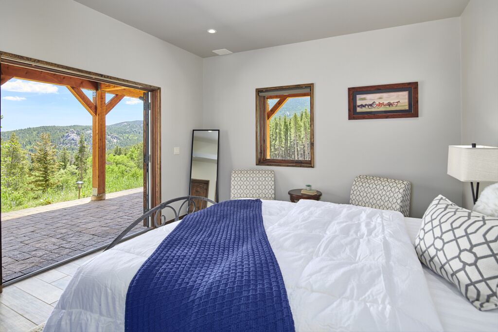 Photo of Bedroom in Black Hawk