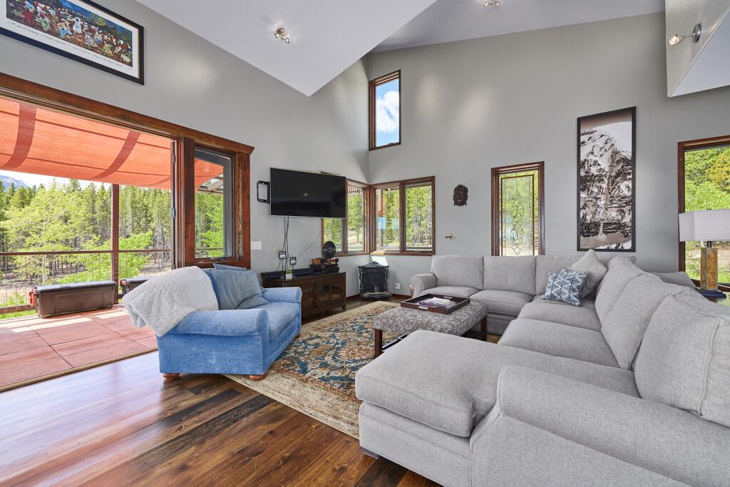 Photo of Livingroom in Black Hawk