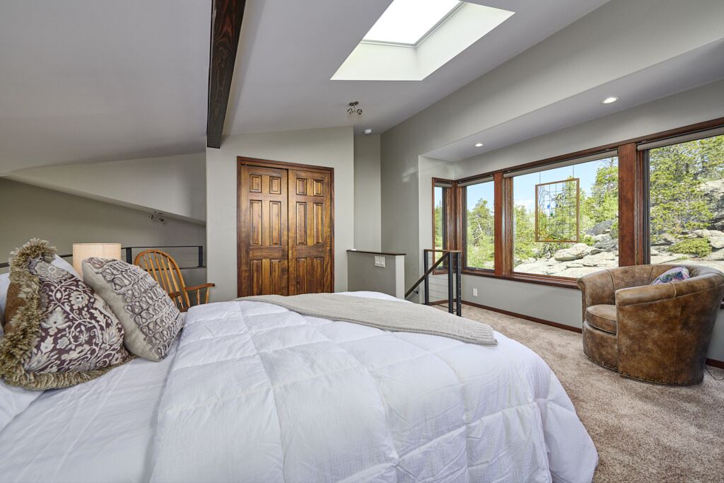 Photo of Bedroom in Black Hawk