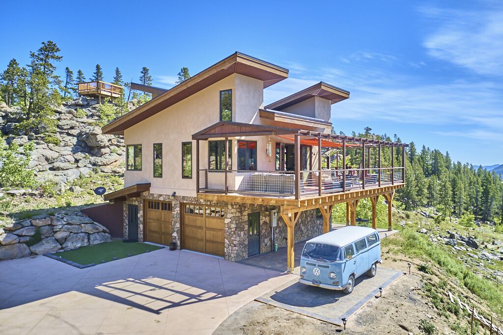 Photo of Outdoor in Black Hawk