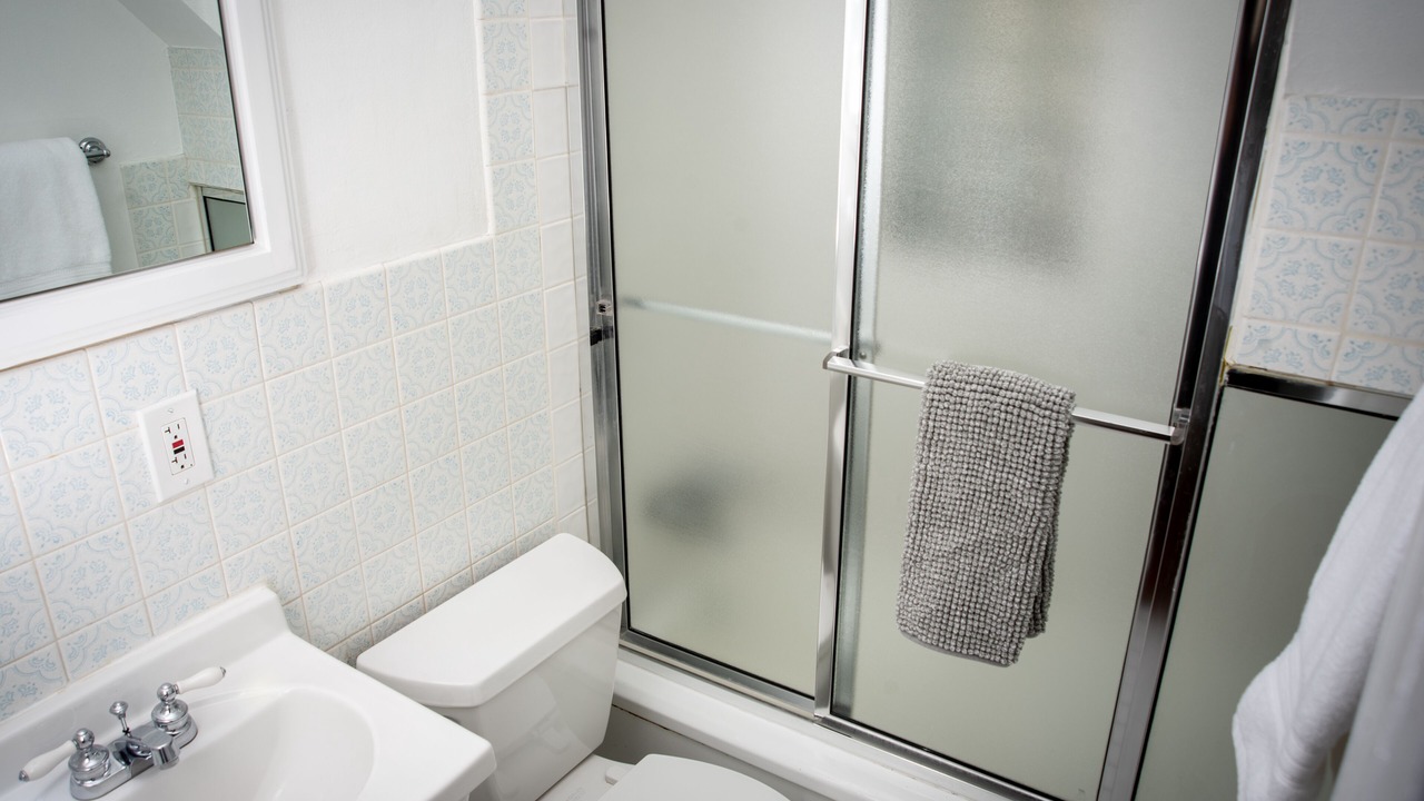 Photo of Bathroom in Speer