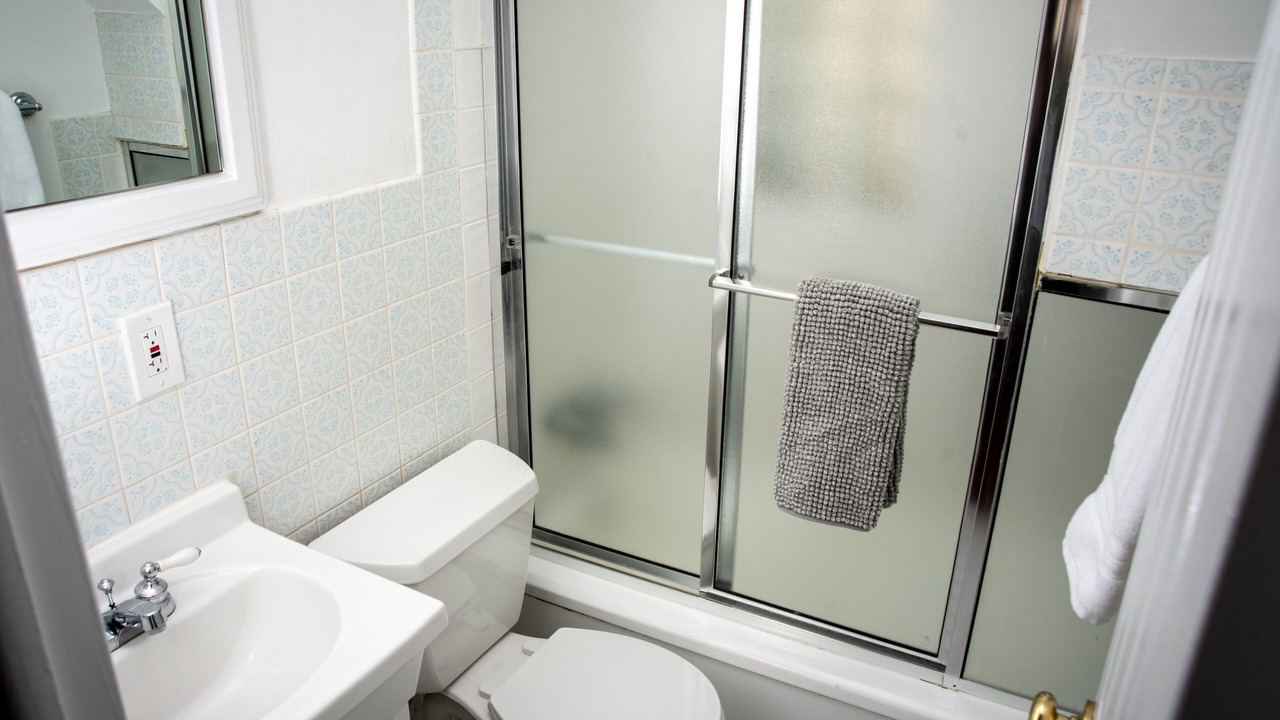 Photo of Bathroom in Speer
