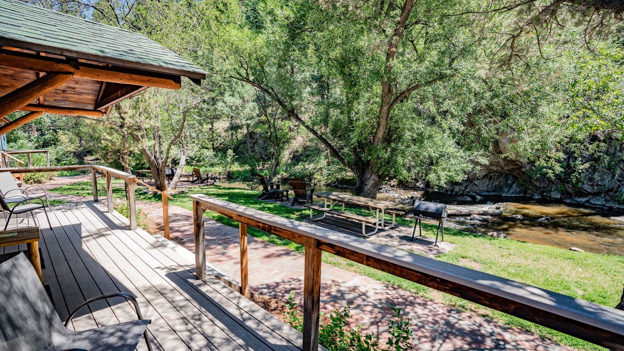 Photo of Patio Balcony in Evergreen
