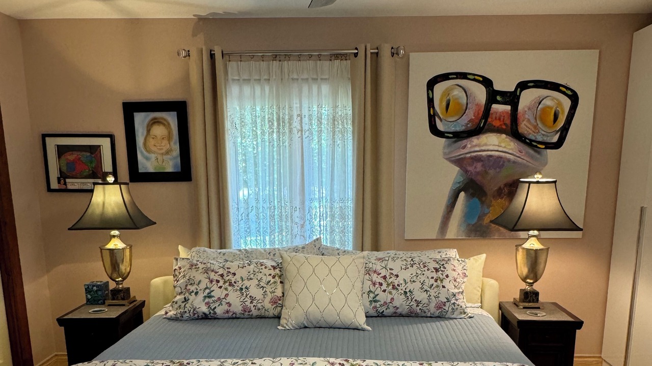 Photo of Bedroom in Broadmoor