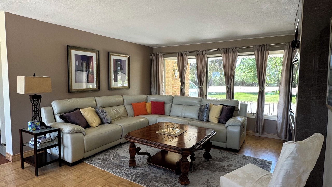 Photo of Livingroom in Broadmoor