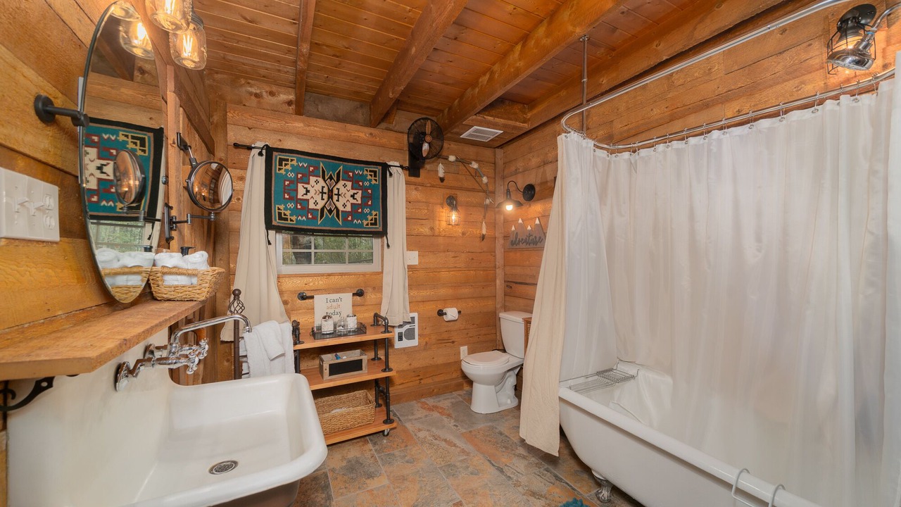 Photo of Bathroom in Elk Meadows