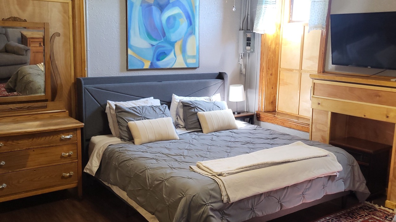 Photo of Bedroom in Del Norte