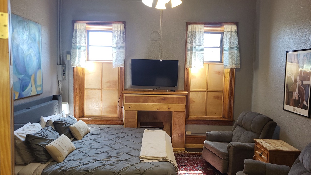 Photo of Bedroom in Del Norte