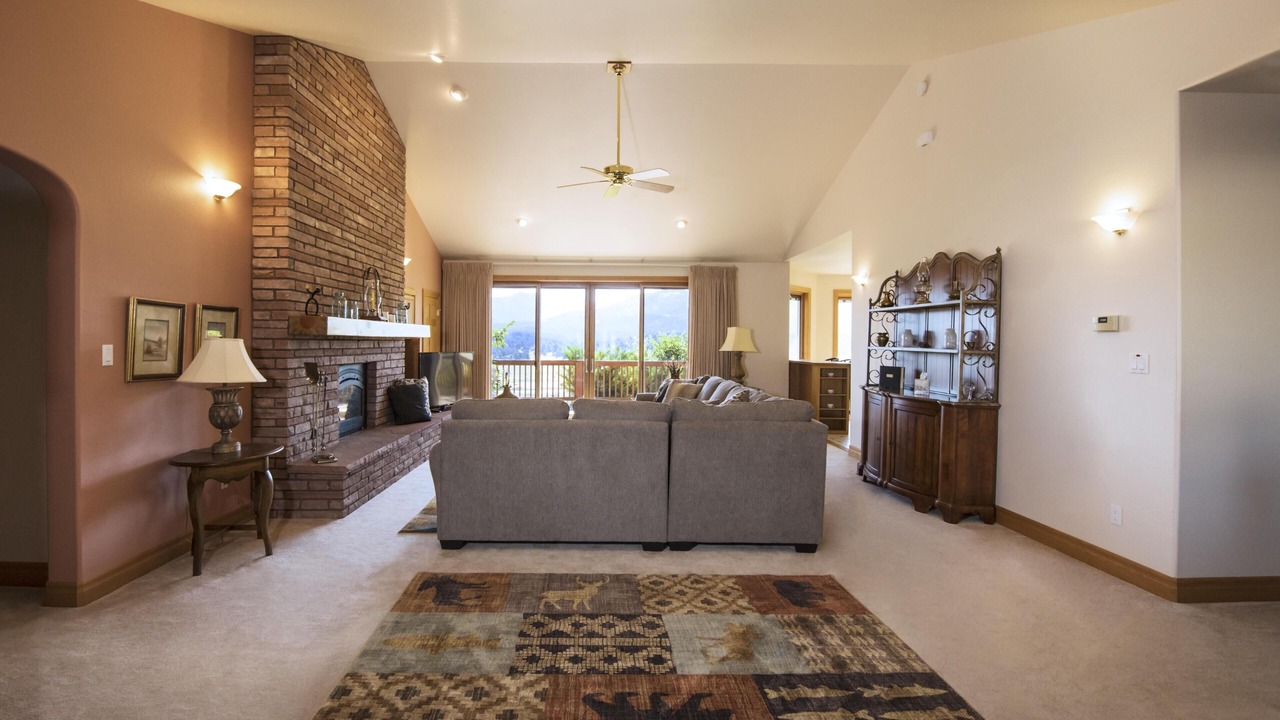 Photo of Livingroom in Hillside