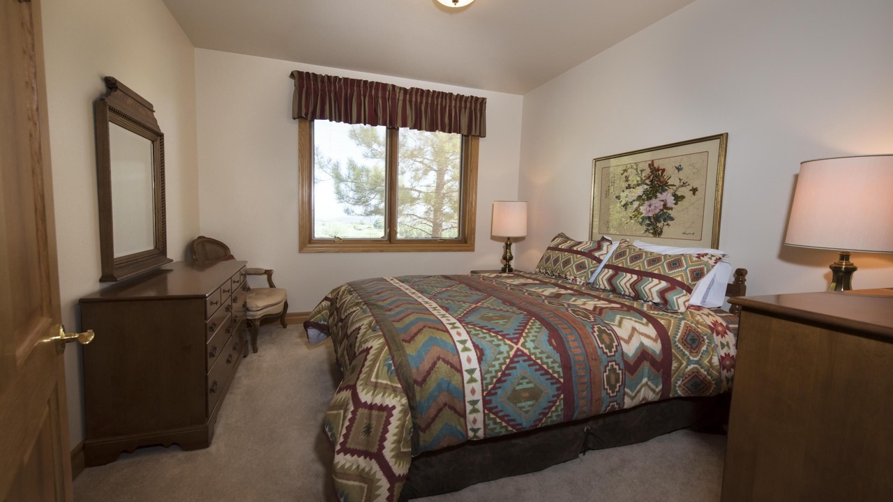 Photo of Bedroom in Hillside