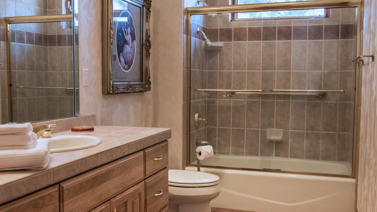Photo of Bathroom in Hillside