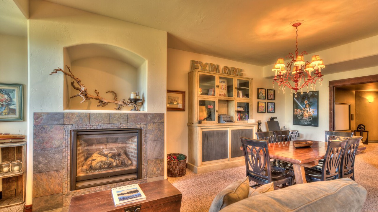 Photo of Livingroom in Castle Rock