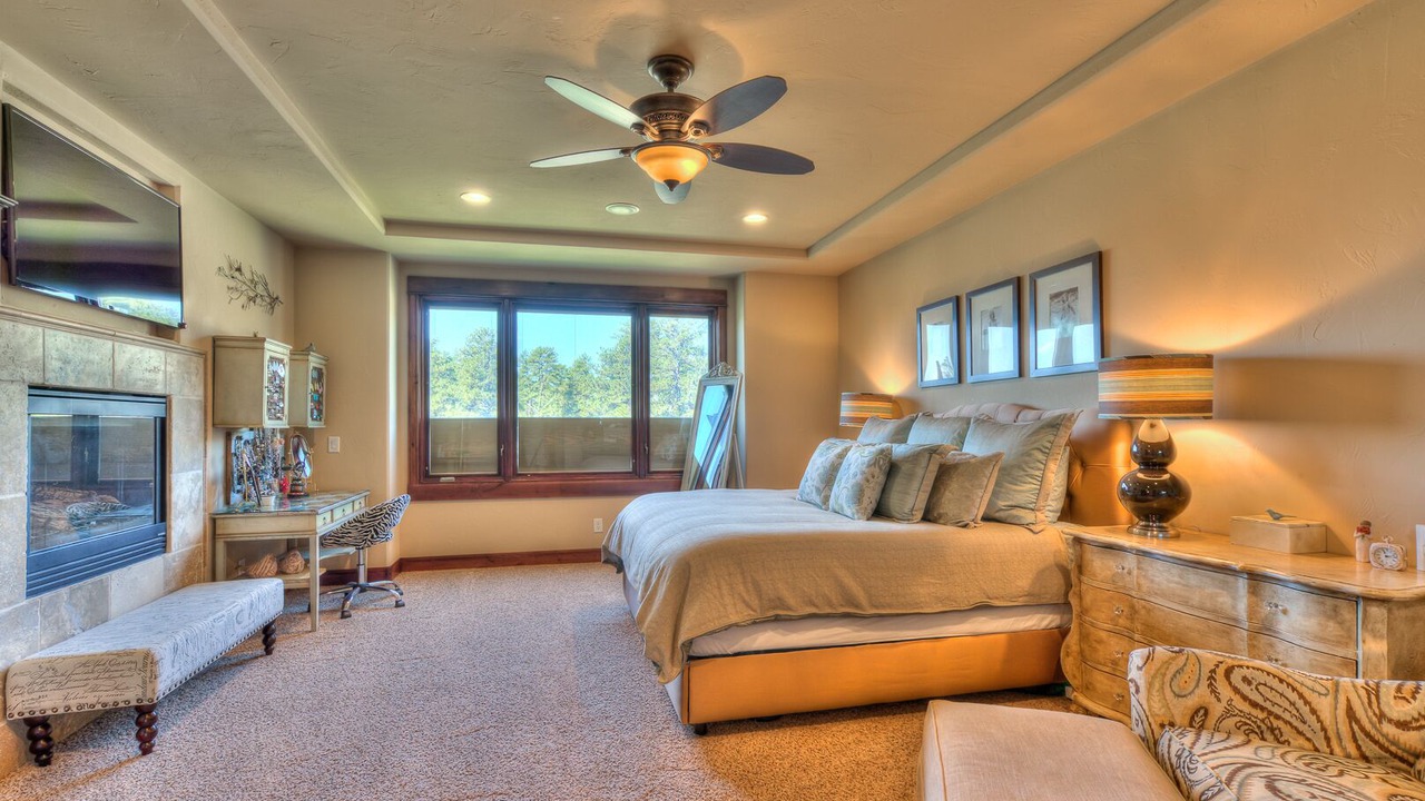 Photo of Bedroom in Castle Rock