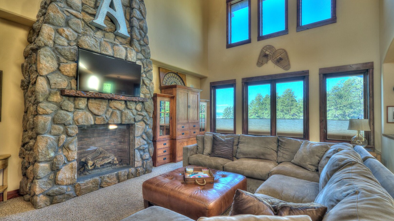 Photo of Bedroom in Castle Rock