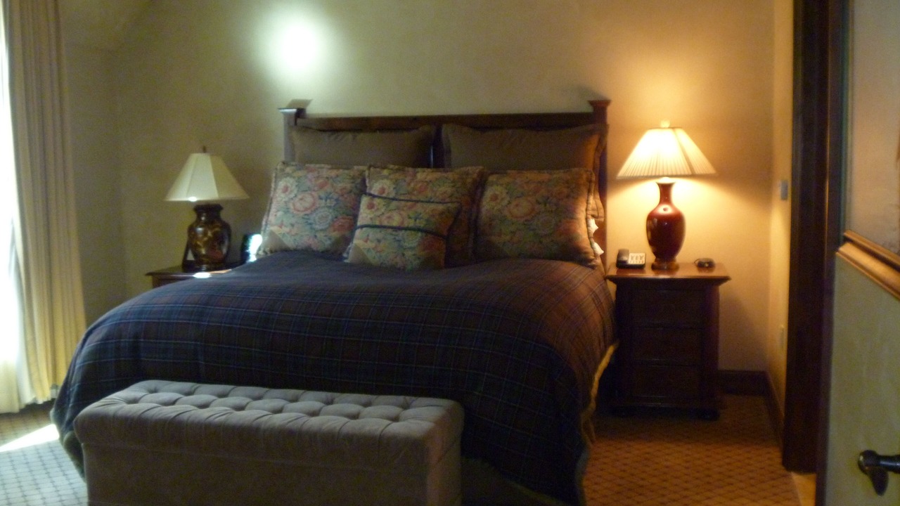 Photo of Bedroom in Downtown