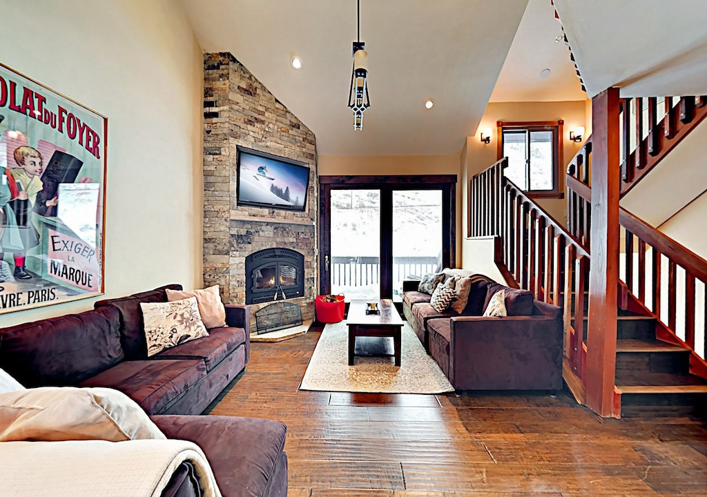 Photo of Livingroom in Intermountain