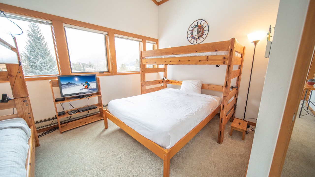 Photo of Bedroom in Keystone