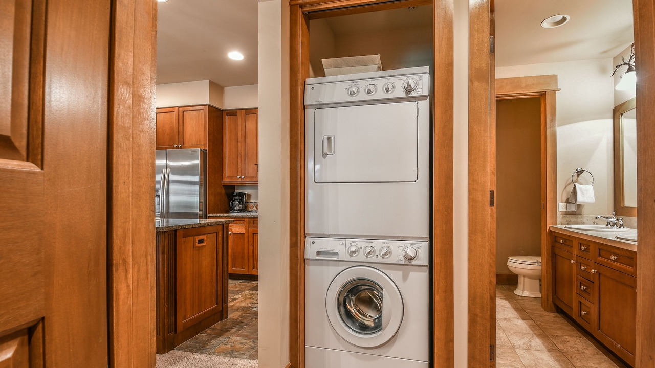 Photo of Bedroom in River Run