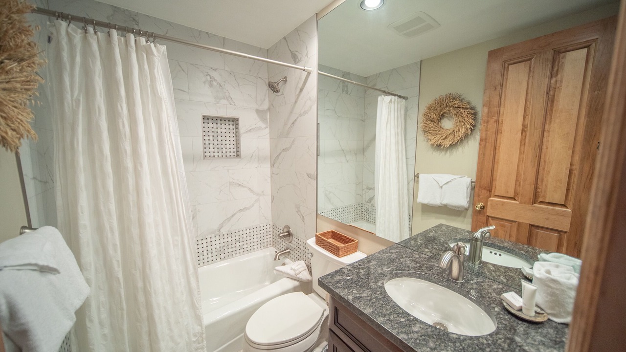 Photo of Bathroom in Mountain House