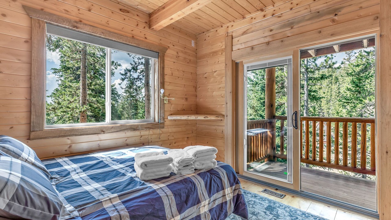Photo of Bedroom in Saint Mary's