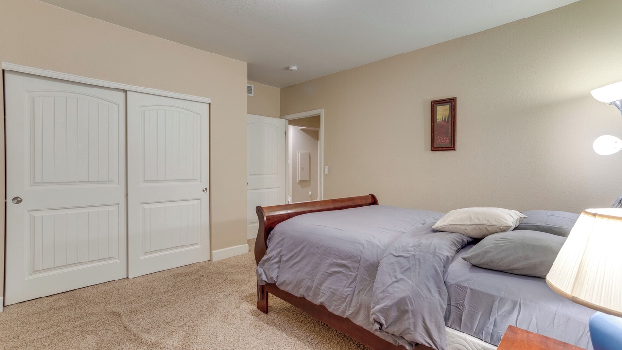 Photo of Bedroom in Green Valley Ranch