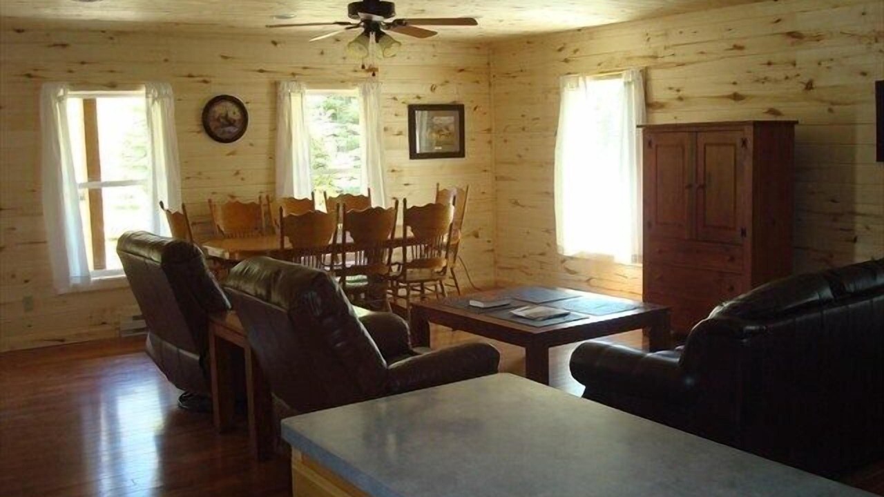 Photo of Livingroom in Lake City