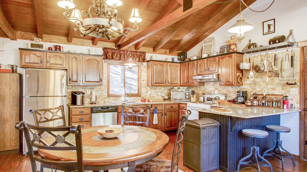 Photo of Kitchen in Woodland Park