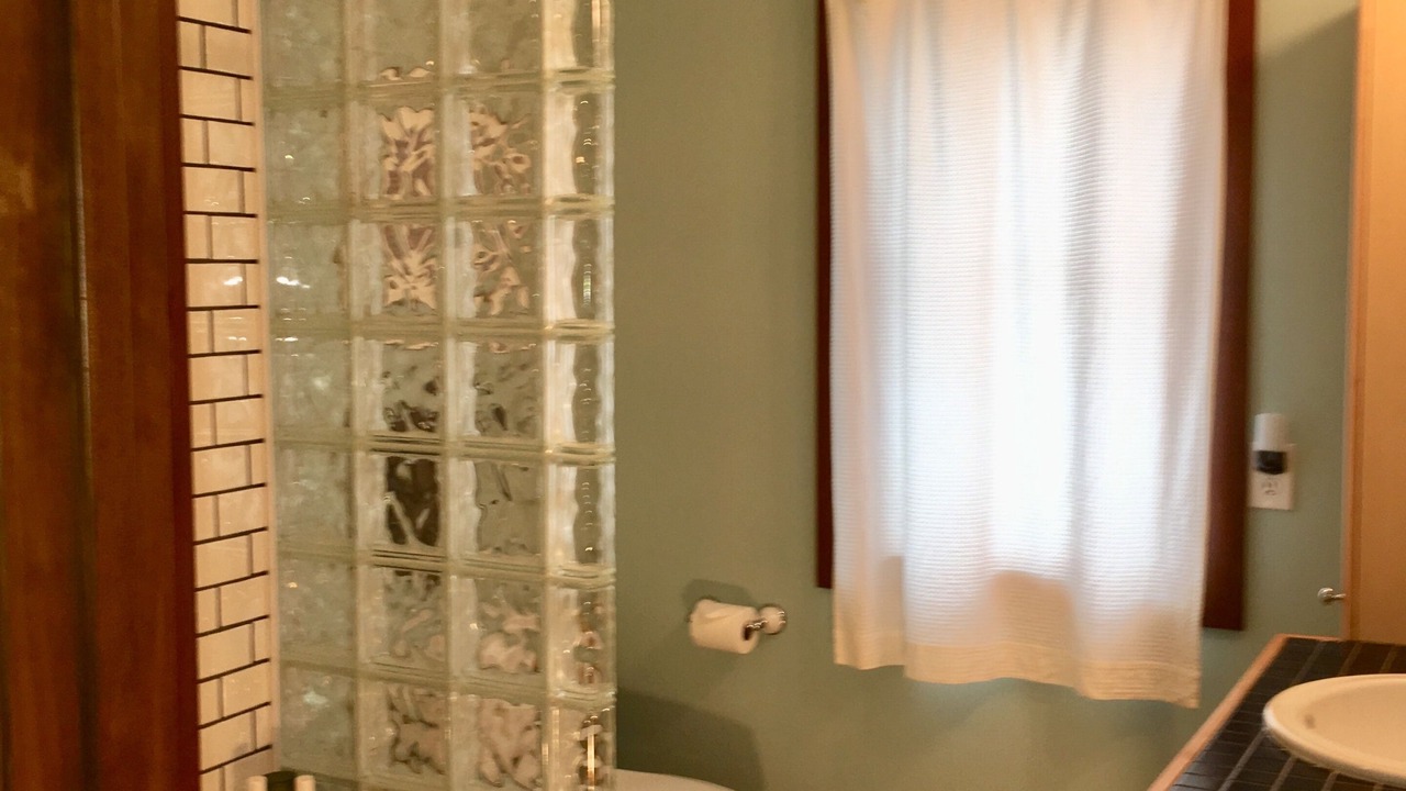 Photo of Bathroom in Redstone