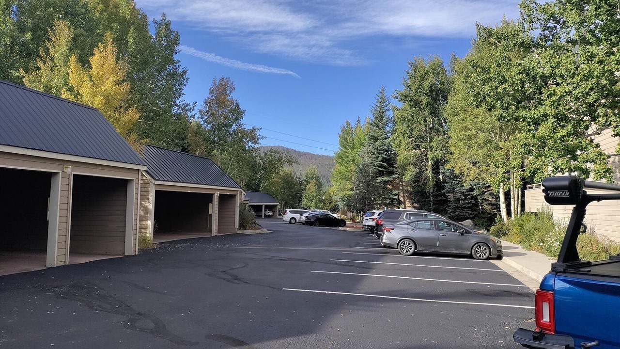 Photo of Others in Summit Cove