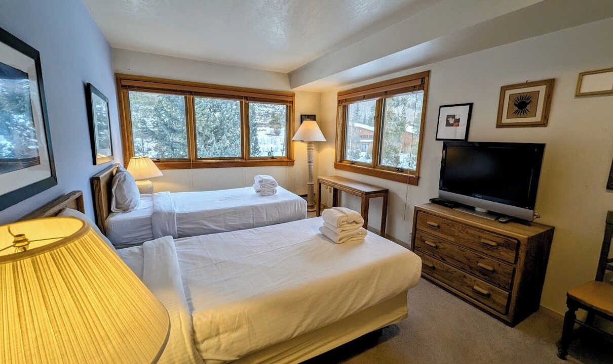 Photo of Others in Keystone
