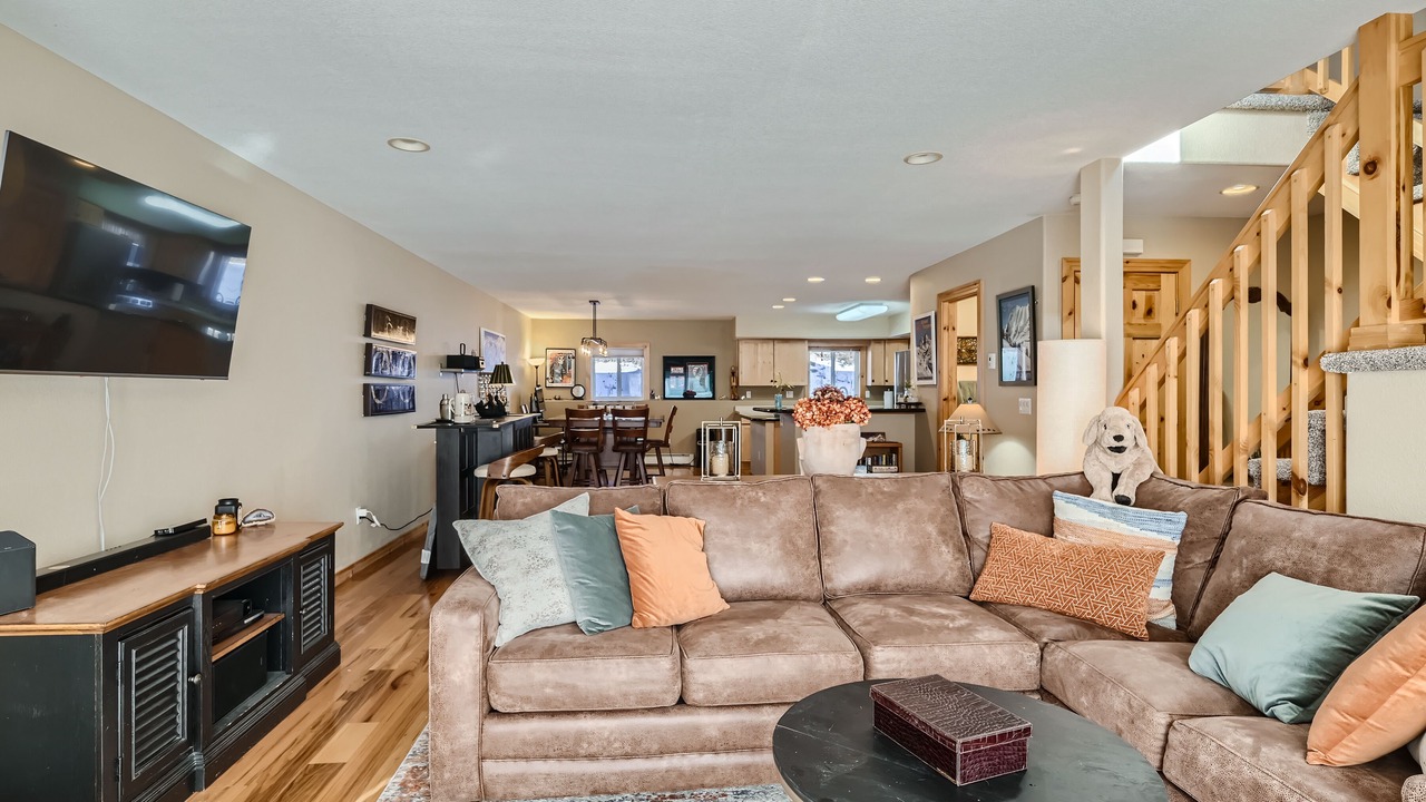 Photo of Livingroom in Warrior's Mark