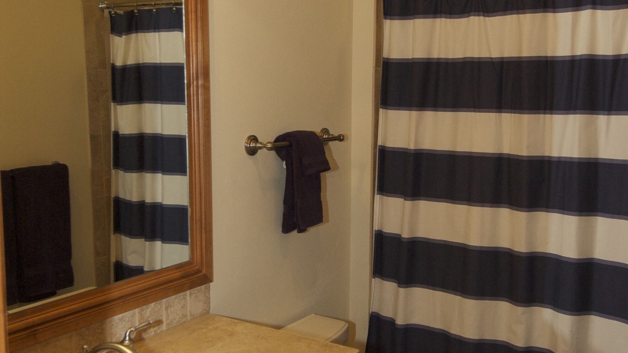 Photo of Bathroom in Highland Meadows