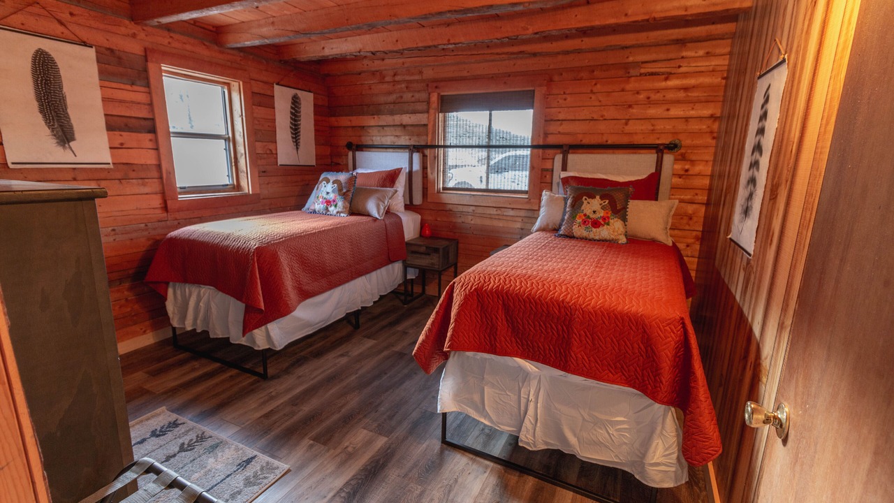 Photo of Bedroom in Lake City