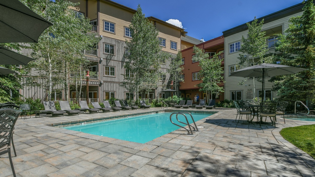 Photo of Outdoor in River Run
