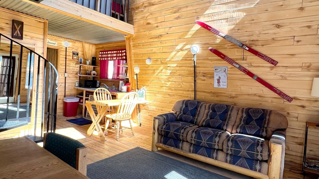 Photo of Livingroom in Creede