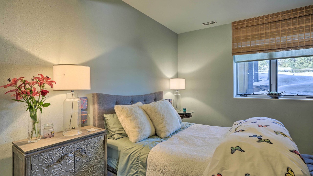 Photo of Bedroom in Eagle