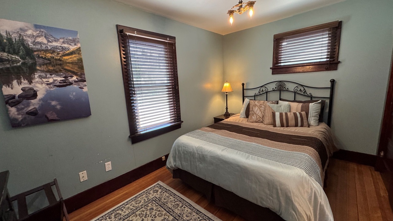 Photo of Bedroom in Colorado Springs