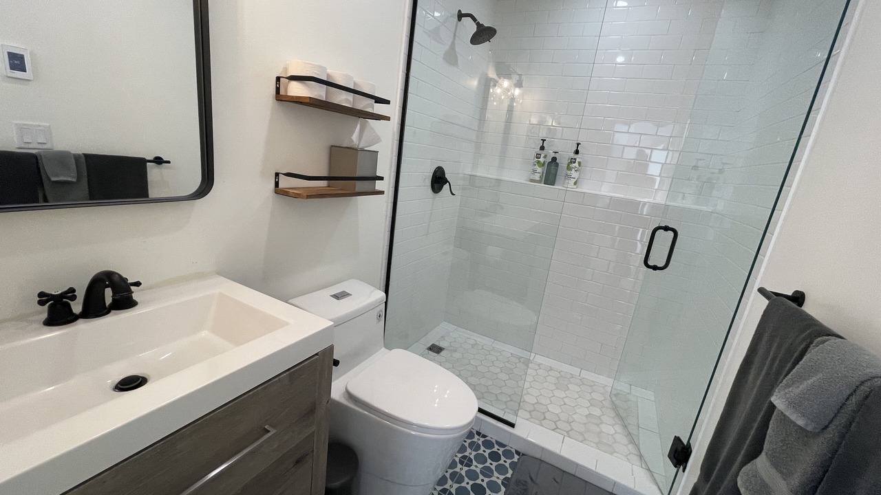 Photo of Bathroom in Basalt