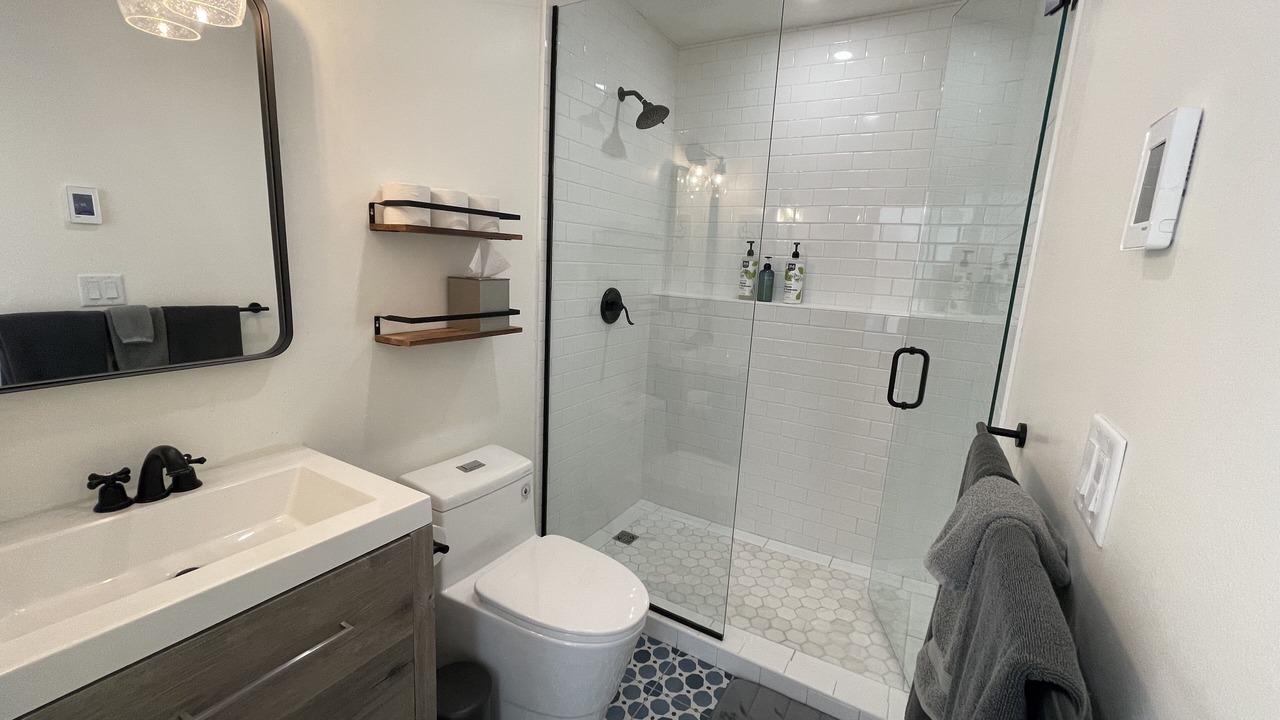 Photo of Bathroom in Basalt