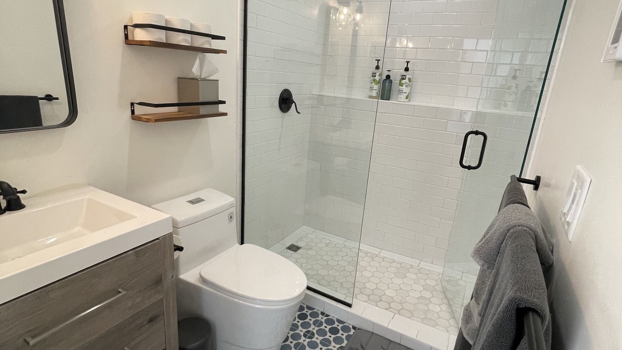 Photo of Bathroom in Basalt