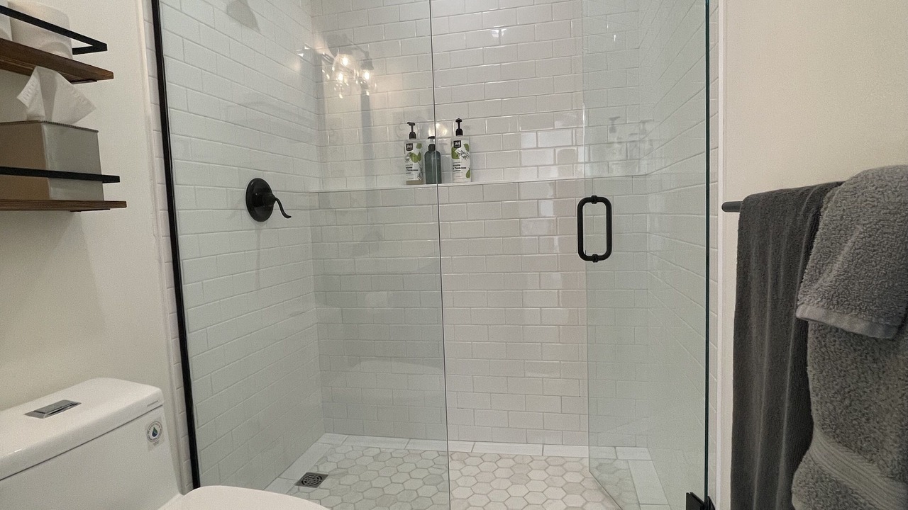 Photo of Bathroom in Basalt
