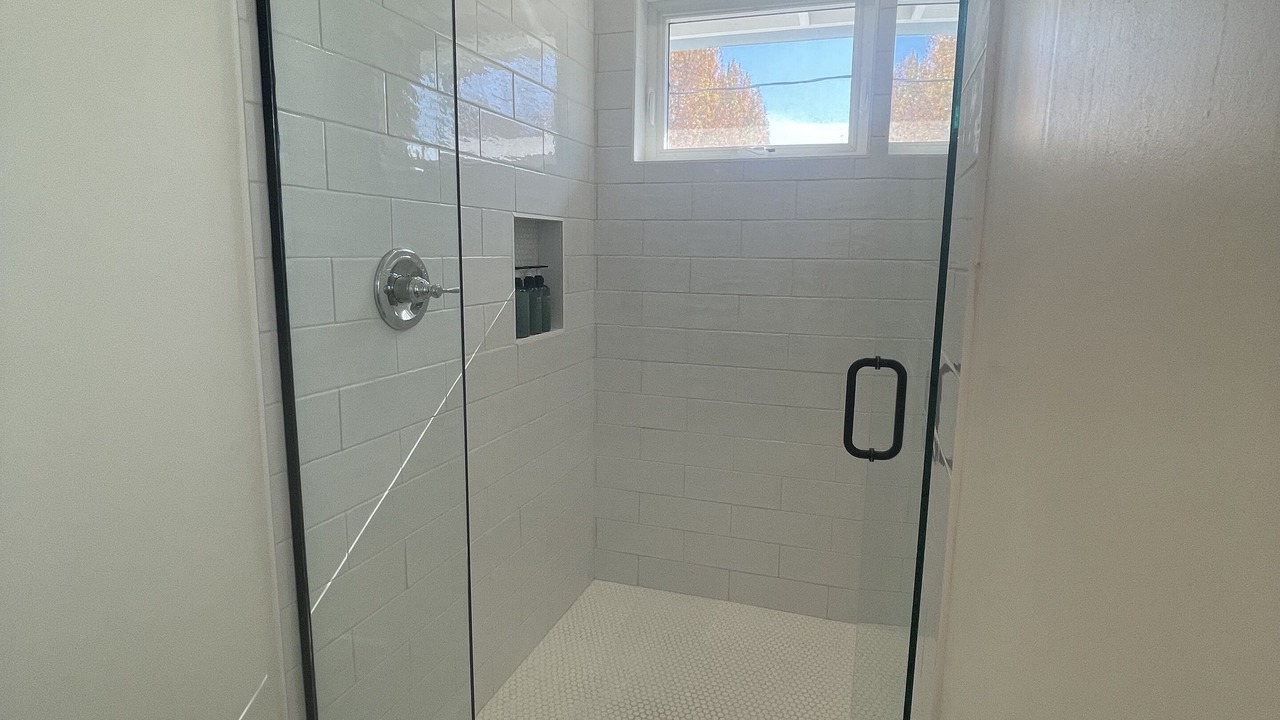 Photo of Bathroom in Basalt