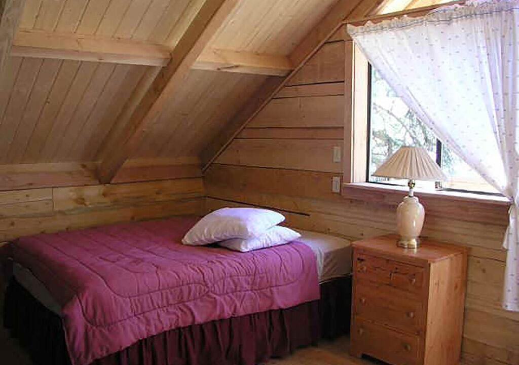 Photo of Bedroom in Lake City
