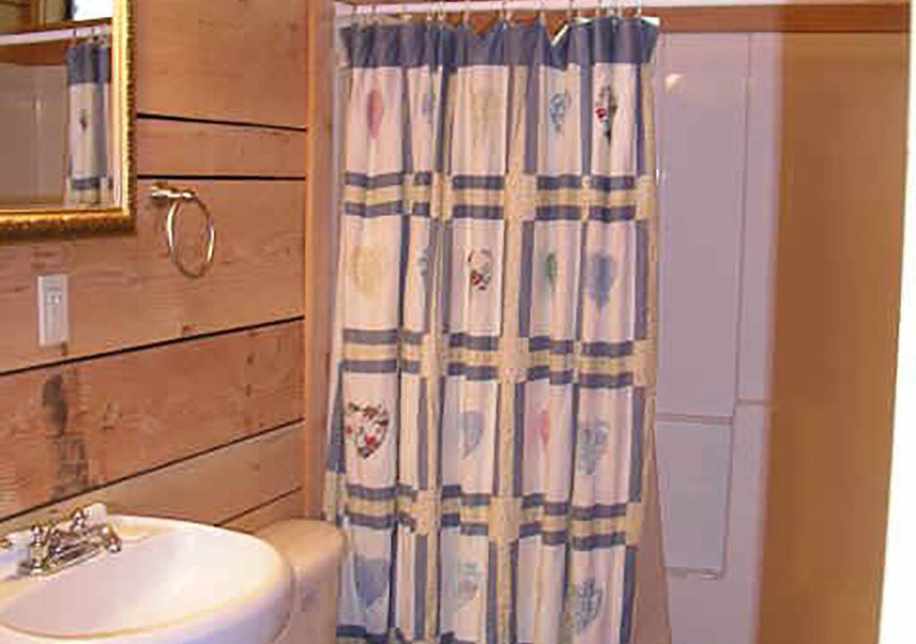 Photo of Bathroom in Lake City