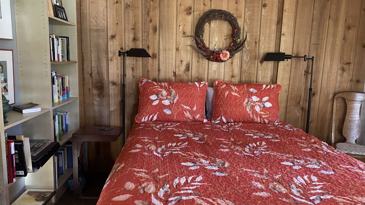 Photo of Bedroom in Evergreen