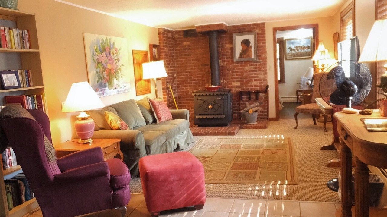 Photo of Livingroom in Evergreen
