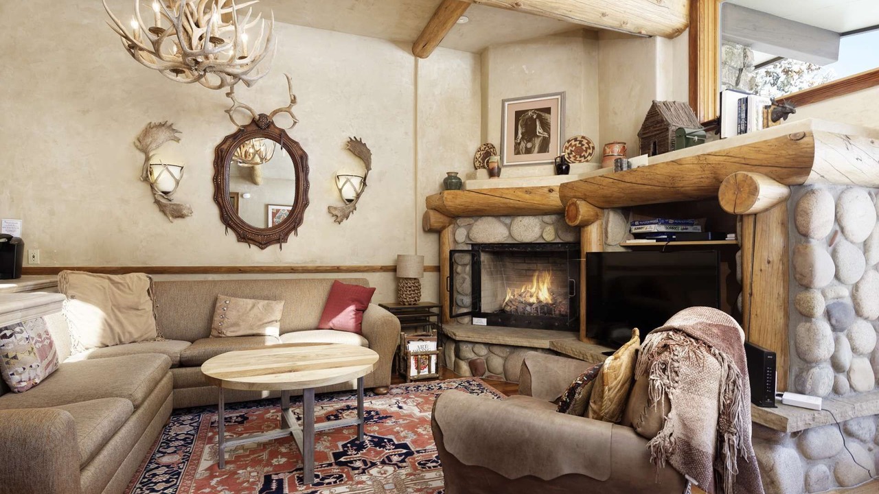 Photo of Livingroom in Snowmass Village